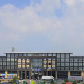Fletcher Hotel-Restaurant Parkstad- Zuid Limburg，位于凯尔克拉的酒店
