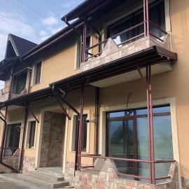 Casa Francesca，位于Comăneşti的酒店