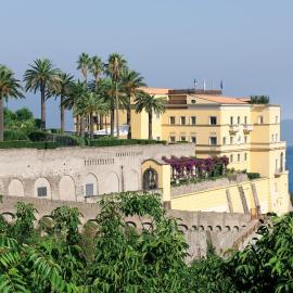 Grand Hotel Angiolieri，位于维克艾库塞的酒店