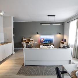 Apartament LAVENDER，位于希雷姆的酒店