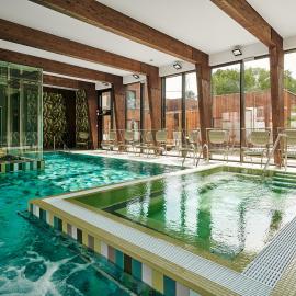 Wasa Resort Hotel, Apartments & SPA，位于派尔努的酒店