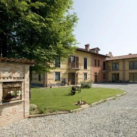 Agriturismo Cascina Monchiero，位于布拉的酒店