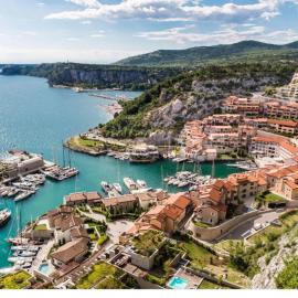 PORTOPICCOLO Luxury Penthouse Private Beach!