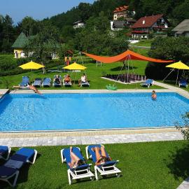 Hotel Restaurant Marko，位于沃尔特湖畔韦尔登的酒店