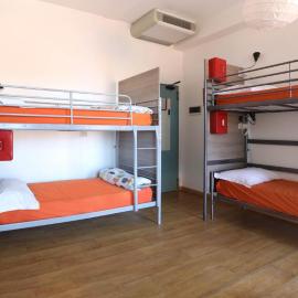 Jammin' Hostel & Bar Rimini，位于里米尼的酒店