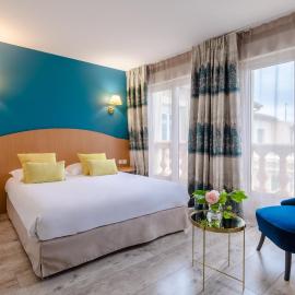Auberge du Poids Public Logis Hotel，位于圣费利克斯－洛拉盖的酒店