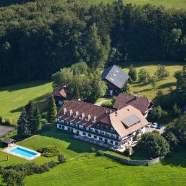 Hotel Schöne Aussicht，位于萨尔茨堡的酒店