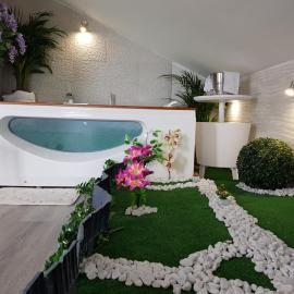 Alby suite，位于泰尔莫利的酒店