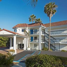 Comfort Inn Encinitas Near Legoland，位于恩西尼塔斯的酒店