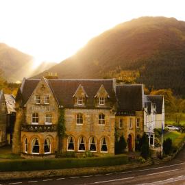 The Ballachulish Hotel，位于格伦科的酒店