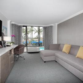 Crowne Plaza Costa Mesa Orange County by IHG，位于科斯塔梅萨的酒店