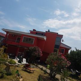 Villa DonnAnna，位于卡里亚蒂的酒店