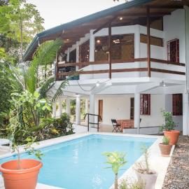 Kiskadee Casa Rainforest Home，位于奎波斯城的酒店