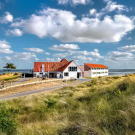 Stayokay Hostel Terschelling，位于西泰尔斯海灵的酒店