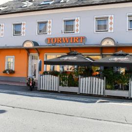 Gasthof Torwirt，位于Lavamünd的酒店