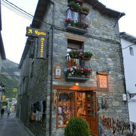 Casa A Ruata，位于托尔拉的酒店
