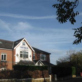 The Handforth Lodge，位于汉德福斯的酒店