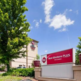 Best Western PLUS Hannaford Inn & Suites，位于辛辛那提的酒店