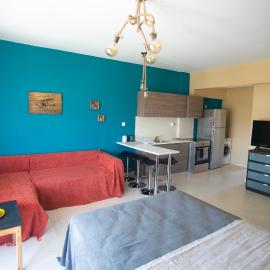 Joanna's studio (Rafina port)，位于拉斐那的酒店