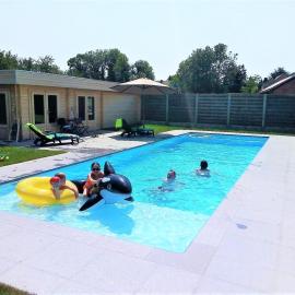 B&B 't Maanhof，位于Gingelom的酒店