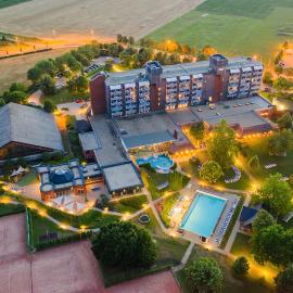 Danubius Hotel Bük，位于比克的酒店