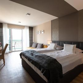 Gostilna in motel Pri Lešniku，位于马里博尔的酒店