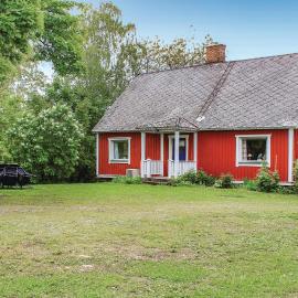 4 Bedroom Nice Home In Sölvesborg