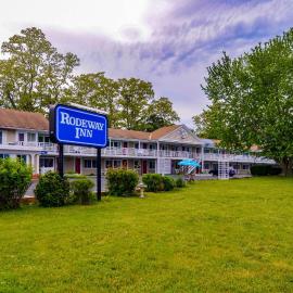 Rodeway Inn Orleans - Cape Cod，位于奥尔良的酒店