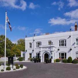 Woughton House Hotel, WorldHotels Distinctive，位于米尔顿凯恩斯的酒店
