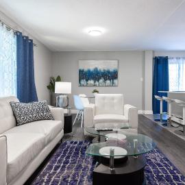 ENTIRE 2 BEDROOM APARTMENT UPTOWN WATERLOO - e3，位于滑铁卢的酒店