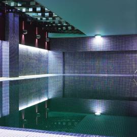Silken Monumental Naranco，位于奥维多的酒店