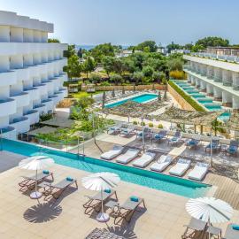 Inturotel Cala Esmeralda Beach Hotel & Spa - Adults Only，位于卡拉达沃的酒店