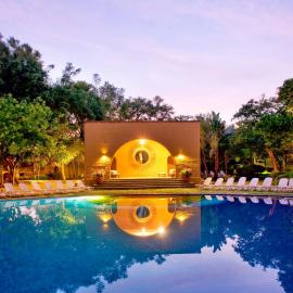 Mision del Sol Resort & Spa Adults Only，位于库埃纳瓦卡的酒店