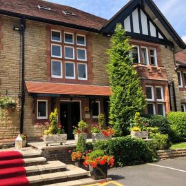 Springbank Manor