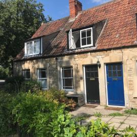 Ham Tree Cottage，位于特罗布里奇的酒店
