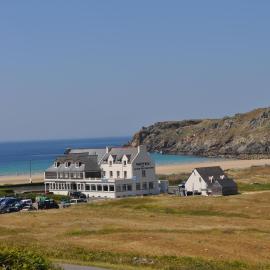 Hôtel de la Baie des Trépassés，位于普洛戈的酒店