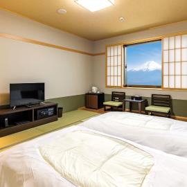 Fujikawaguchiko Resort Hotel，位于富士河口湖的酒店