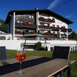 Hotel Egerthof B&B，位于蒂罗尔-泽费尔德的酒店