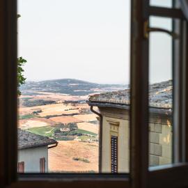 Albergo Giardino,位于蒙塔尔奇诺的酒店