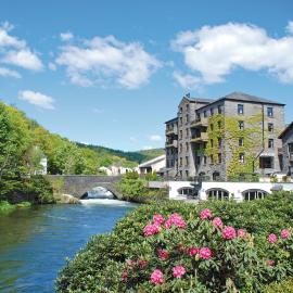 Whitewater Hotel & Spa，位于纽比桥的酒店