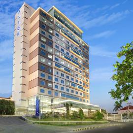 Aston Kupang Hotel & Convention Center，位于古邦的酒店