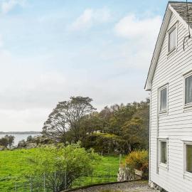 8 person holiday home in FINNÅS，位于Vordnes的酒店