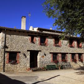 Tirontillana，位于Dehesa de Cuellar的酒店