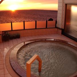 Lake Saroma Tsuruga Resort，位于北见的酒店