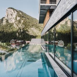 Hotel Adler，位于布雷根茨沃尔德地区奥的酒店