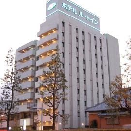 Hotel Route-Inn Tsu Ekiminami -Kokudo23gou-，位于津市的酒店