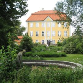 Jagdschloss Quitzin，位于Grimmen的酒店