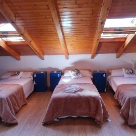 Albergue Só Por Hoje , Albergue para Peregrinos del Caminho de Santiago，位于阿斯托加的酒店