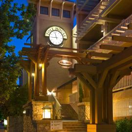 Toll House Hotel Los Gatos，位于洛思加图斯的酒店