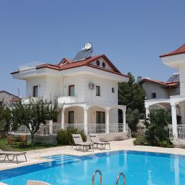 Villa Ekin，位于费特希耶的酒店